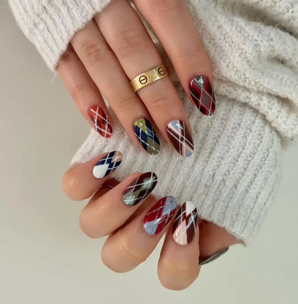 Fall Nail Design Inspo and Colors 2026: Shades, Techniques, and Looks for Every Nail 65 argyle plaid fall nail designs