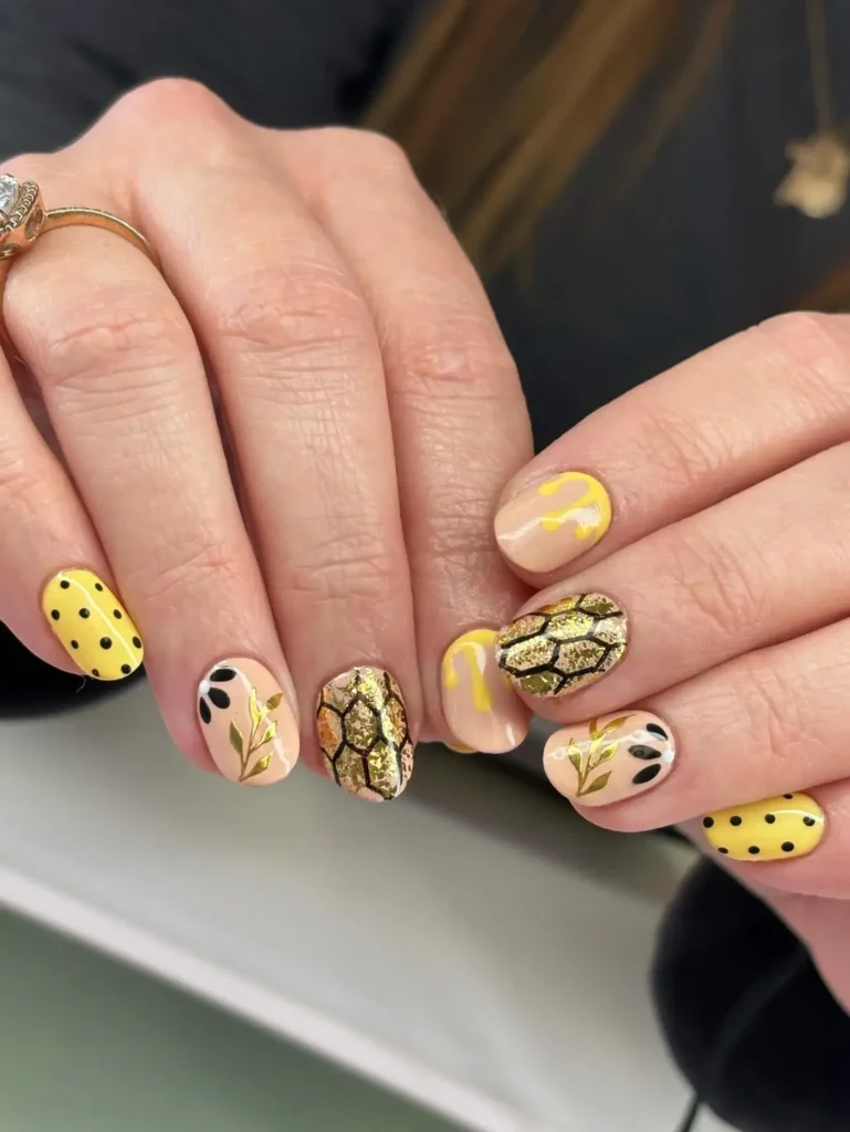Classy Short Nail Designs 2026: 55+ Ideas, Shapes, Colors and Care Tips 81 cute nail designs for short nails