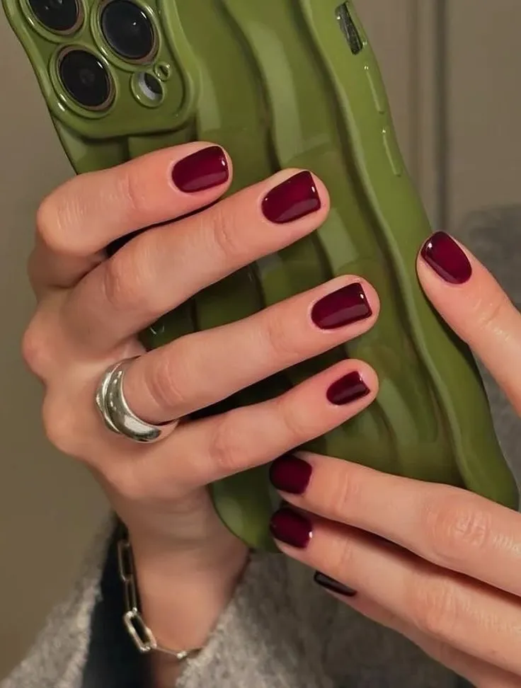 Fall Nail Design Inspo and Colors 2026: Shades, Techniques, and Looks for Every Nail 44 fall nails ideas