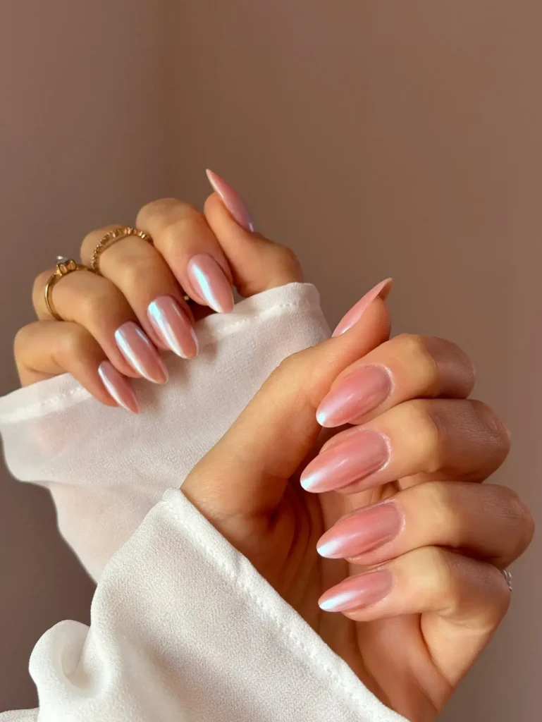 Fall Nail Design Inspo and Colors 2026: Shades, Techniques, and Looks for Every Nail 26 glazed and glass finish fall nails