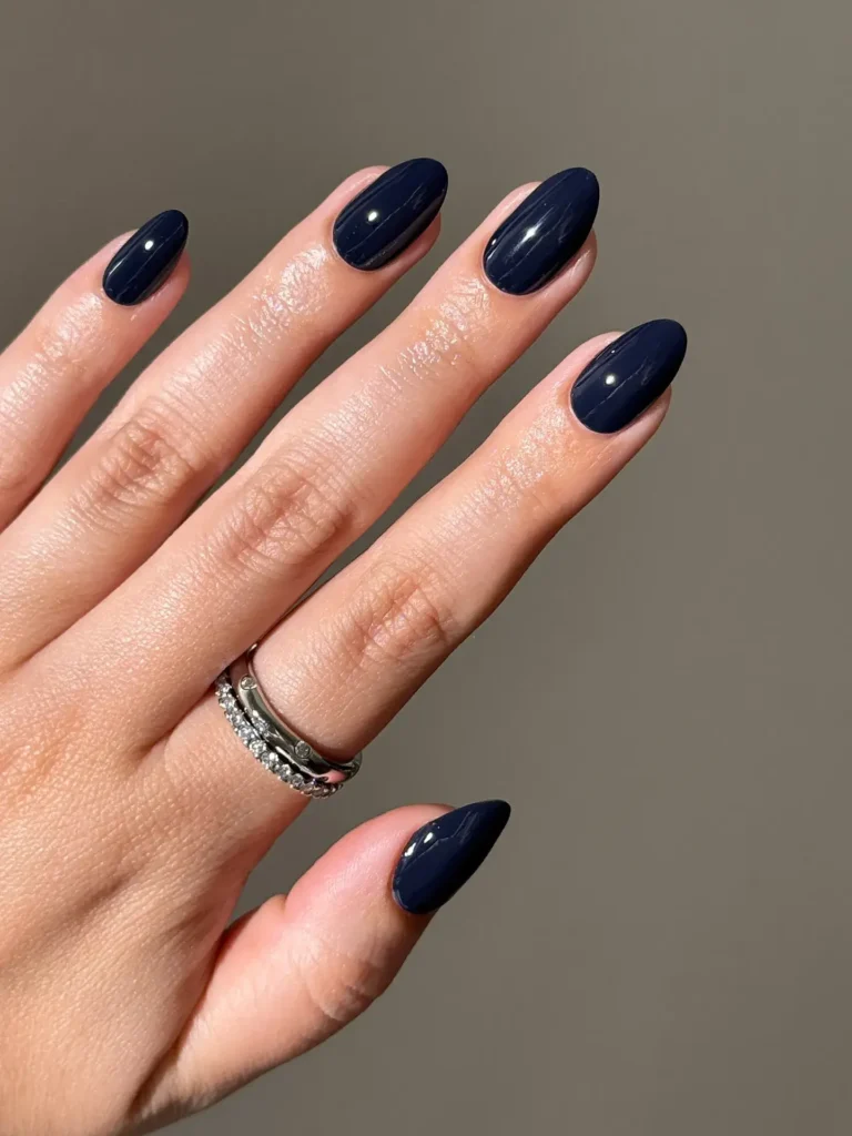 Fall Nail Design Inspo and Colors 2026: Shades, Techniques, and Looks for Every Nail 17 navy fall nail colors