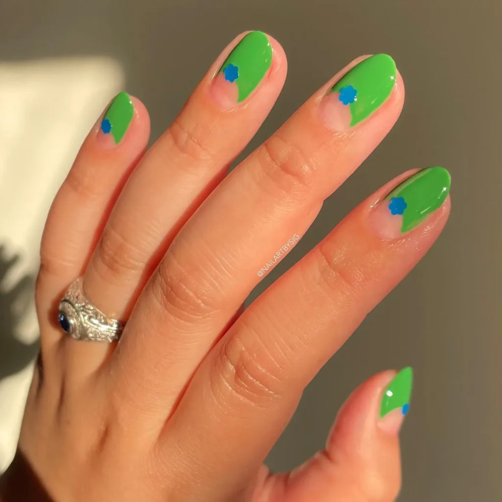 negative space short nail designs