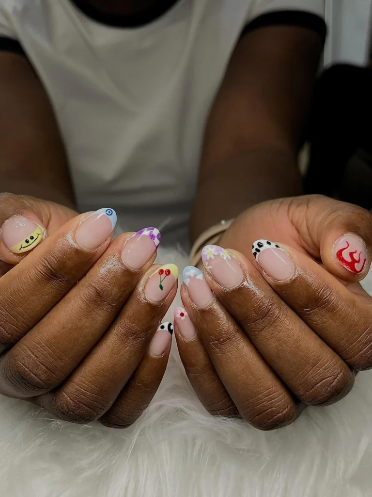 scalloped tips short nails designs