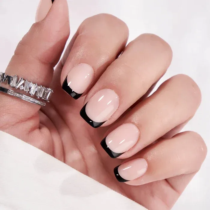 short black french tip nails