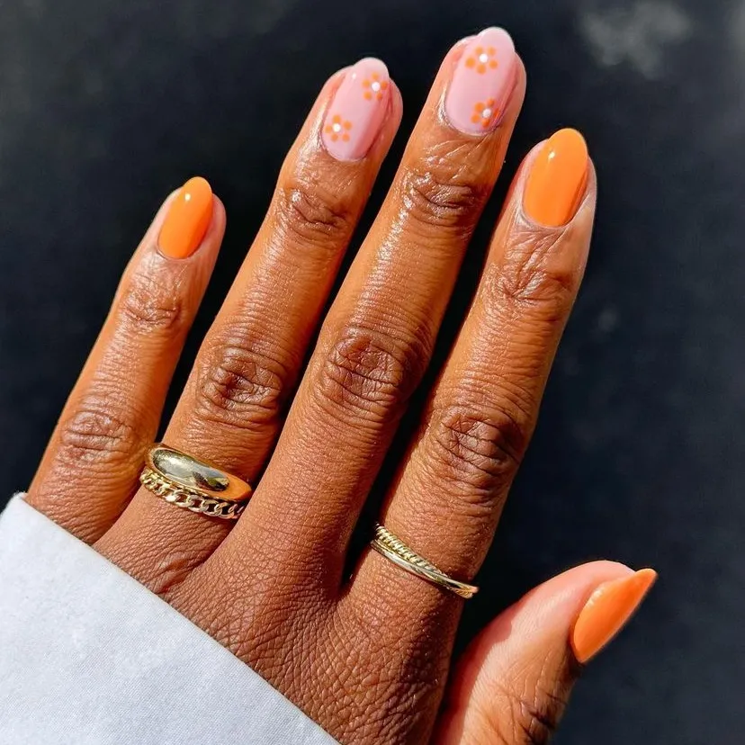 tangerine and citrus tones short nails designs