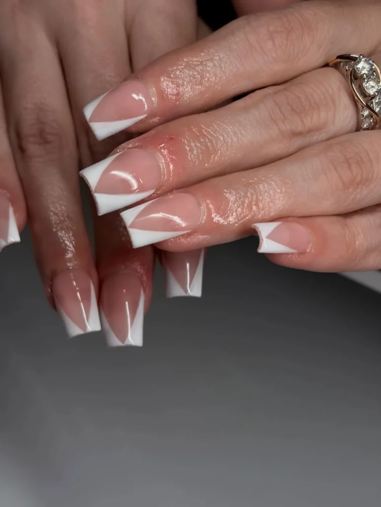 deep v-tip short french nails