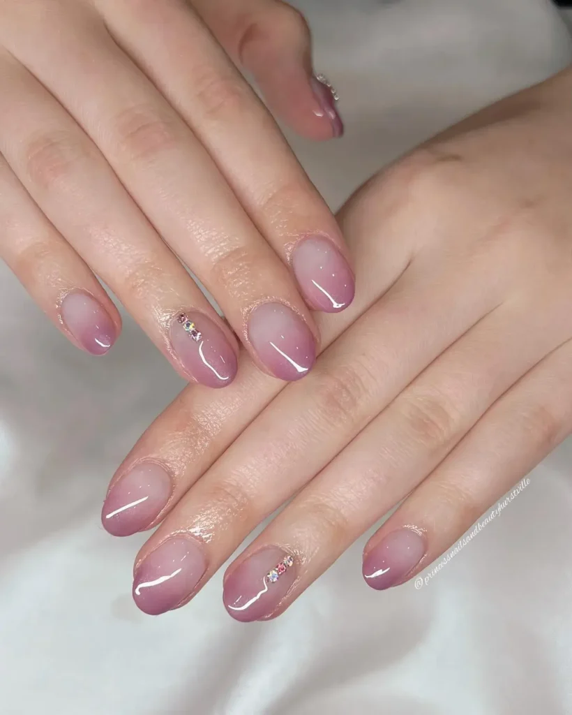 shimmery mauve french omber nails